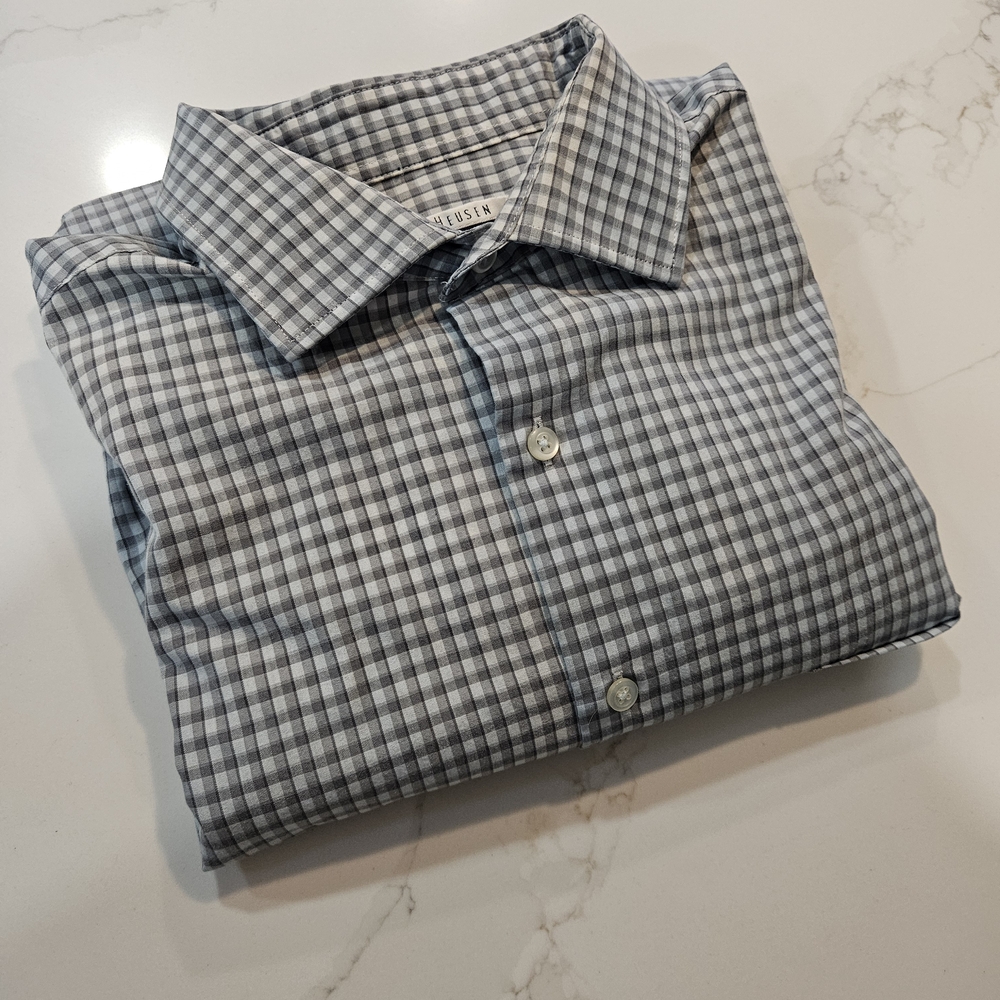 Van Heusen CLASSIC FIT, wrinkle Free, Men's Gray Checkered Shirt